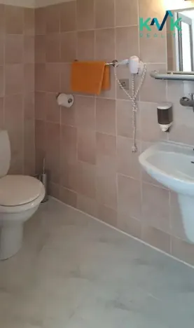 Prodej ubytování, Karlovy Vary, Studentská, 1127 m2