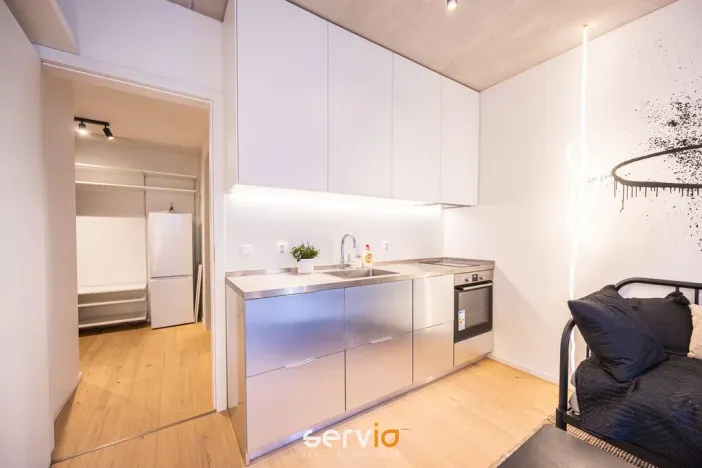 Pronájem bytu 1+kk, Brno, Bratislavská, 26 m2