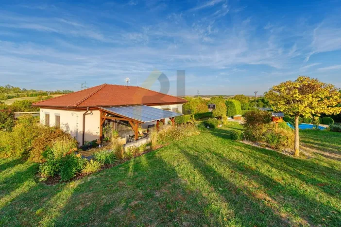 Prodej rodinného domu, Kašnice, 123 m2