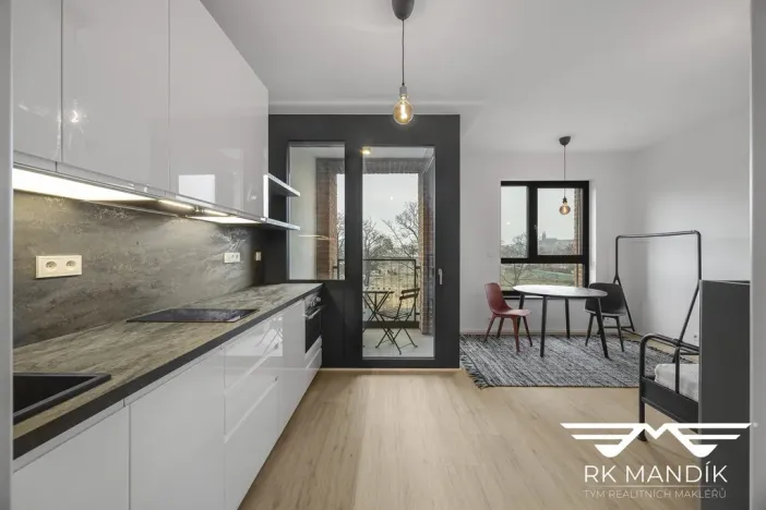 Pronájem bytu 1+kk, Praha - Smíchov, U Lihovaru, 28 m2