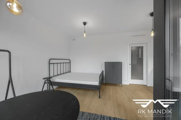 Pronájem bytu 1+kk, Praha - Smíchov, U Lihovaru, 28 m2
