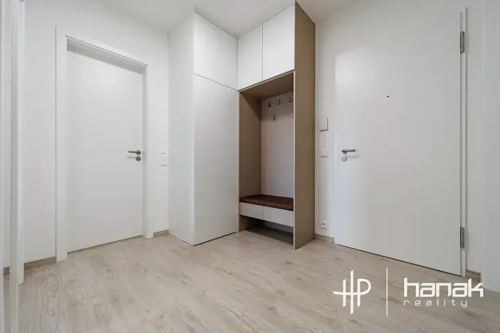Pronájem bytu 2+kk, Olomouc, Milana Ticháka, 56 m2