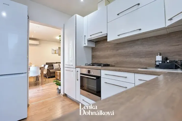 Prodej bytu 3+1, Hodonín, Jižní, 64 m2