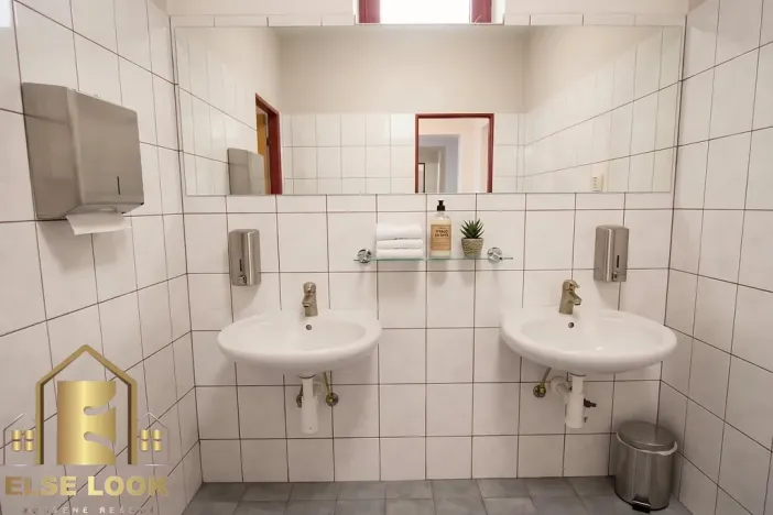 Prodej kanceláře, Havířov - Šumbark, U Nádraží, 748 m2