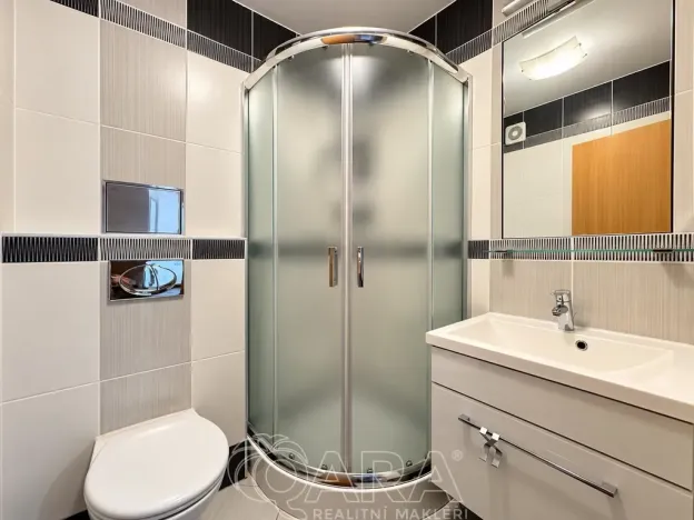 Pronájem bytu 1+1, Praha - Letňany, Křivoklátská, 31 m2