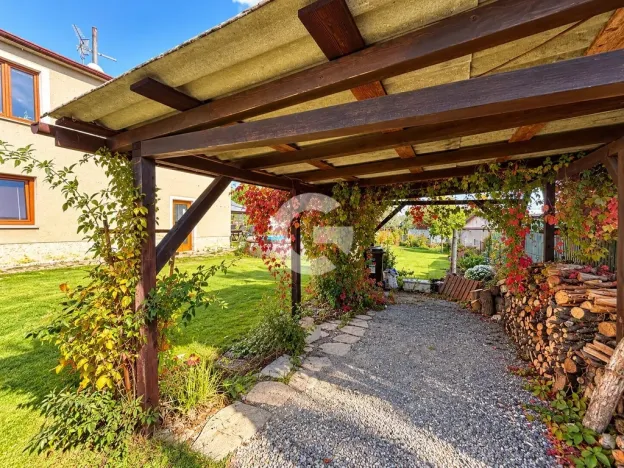 Prodej rodinného domu, Zlín - Kostelec, Květná, 220 m2