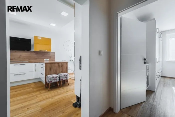 Pronájem bytu 3+kk, Praha - Čakovice, Hakenova, 75 m2