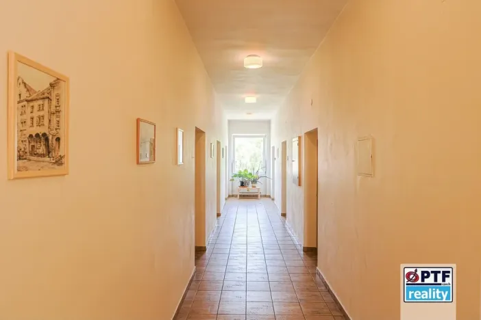 Pronájem kanceláře, Plzeň, Na Roudné, 16 m2