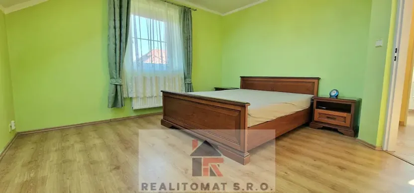 Pronájem rodinného domu, Šestajovice, Ve Skále, 160 m2