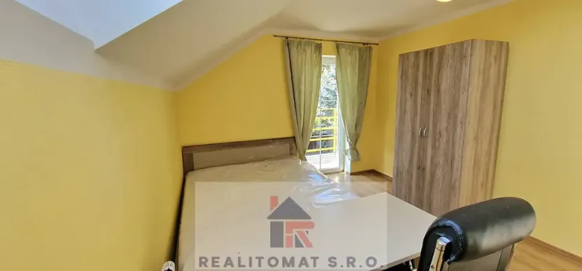 Pronájem rodinného domu, Šestajovice, Ve Skále, 160 m2