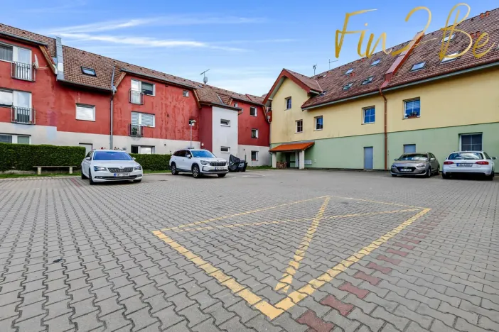 Prodej bytu 3+kk, Břežany II, 62 m2