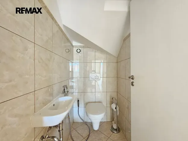 Pronájem atypického bytu, Praha - Vršovice, Čeljabinská, 110 m2