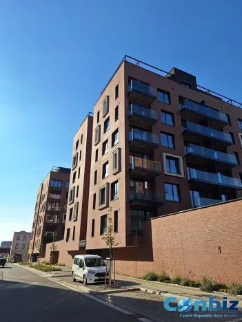 Pronájem bytu 3+kk, Praha - Karlín, Švarcova, 75 m2
