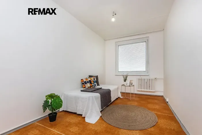 Prodej bytu 3+1, Praha - Modřany, Platónova, 74 m2