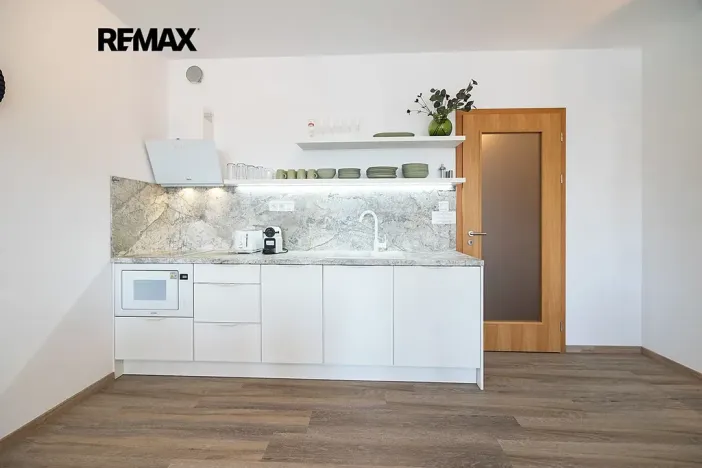 Prodej bytu 1+kk, Abertamy, Vítězná, 41 m2