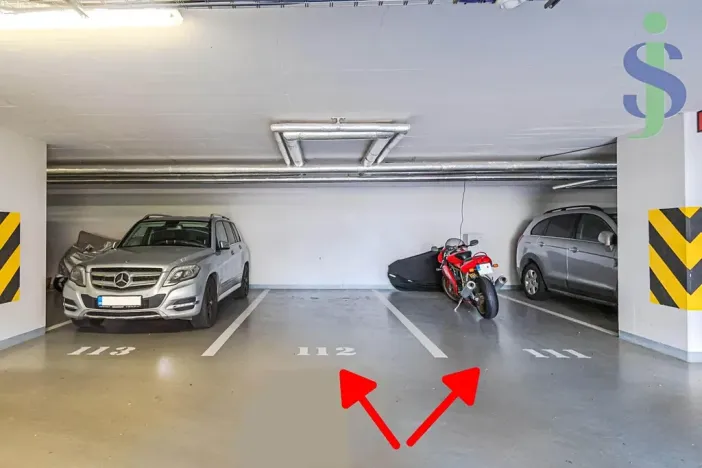 Prodej garážového stání, Praha - Háje, Loosova, 19 m2