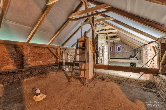 Prodej rodinného domu, Hořiněves - Žíželeves, 211 m2