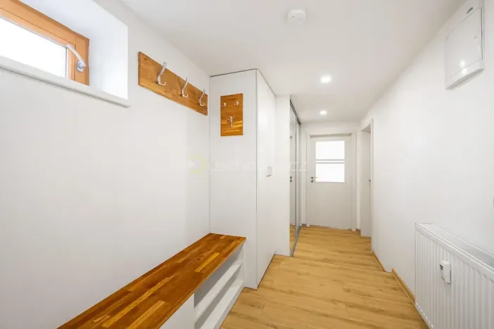Prodej bytu 2+kk, Praha - Lhotka, K Novému dvoru, 64 m2