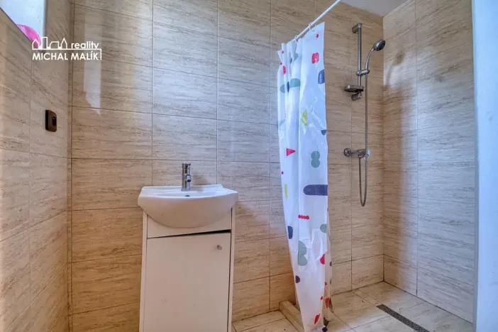 Pronájem lesa, 47 m², 1. máje, Odry