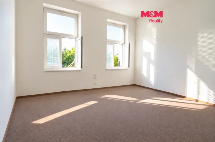Pronájem bytu 2+1, Praha - Vysočany, Pod pekárnami, 61 m2