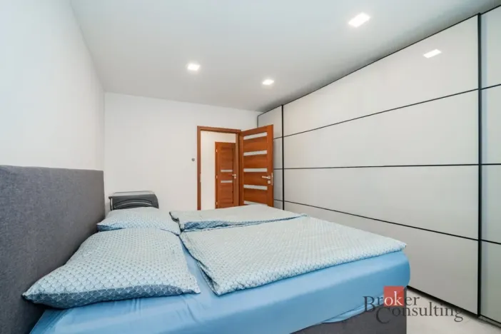 Prodej bytu 3+kk, Nová Ves, 75 m2