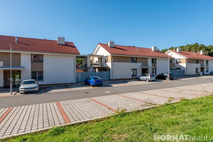 Prodej bytu 3+kk, Kunice - Dolní Lomnice, Vrbová, 69 m2