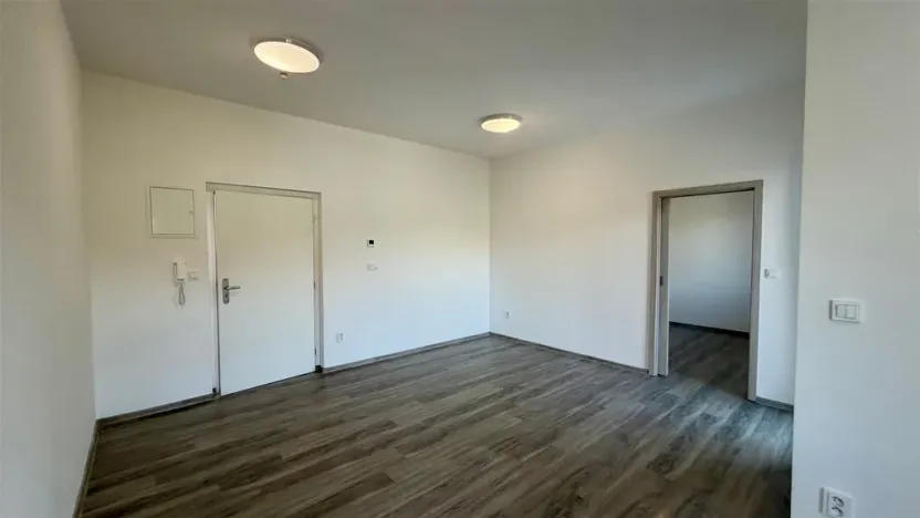 Pronájem bytu 2+kk, Cheb, Osvobození, 50 m2