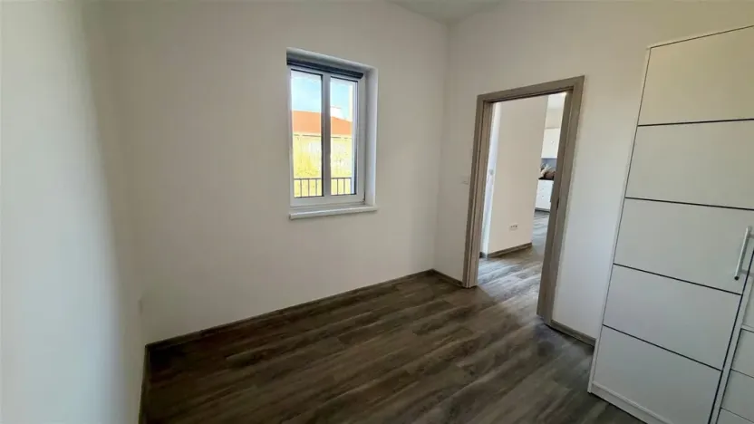 Pronájem bytu 2+kk, Cheb, Osvobození, 50 m2