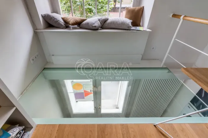 Pronájem bytu 2+kk, Praha - Bubeneč, Bubenečská, 60 m2