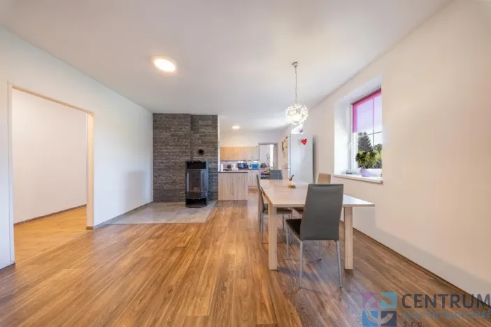 Prodej výrobních prostor, Veselá, 265 m2