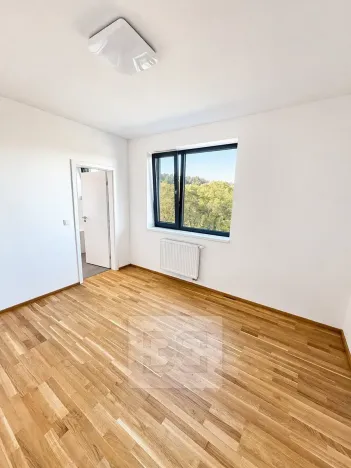 Pronájem bytu 2+kk, Kladno, Lesík, 55 m2