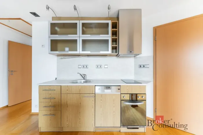 Prodej bytu 3+kk, Praha - Suchdol, Suchdolské náměstí, 101 m2