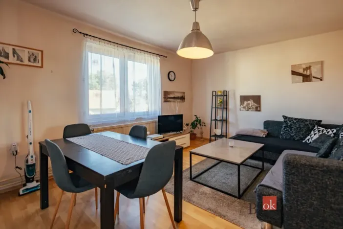 Prodej rodinného domu, Běrunice, Hlavní, 220 m2