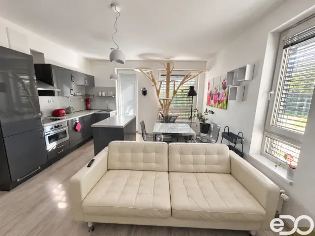 Pronájem bytu 2+kk, Praha, Václava Trojana, 54 m2