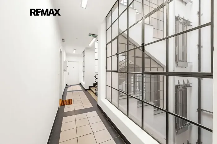 Prodej bytu 2+kk, Praha - Vršovice, 28. pluku, 51 m2