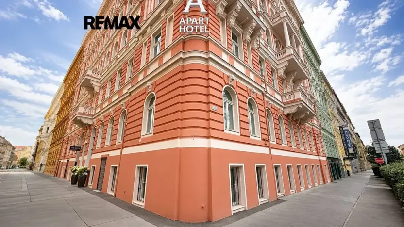 Pronájem obchodního prostoru, Praha - Nové Město, Koubkova, 89 m2