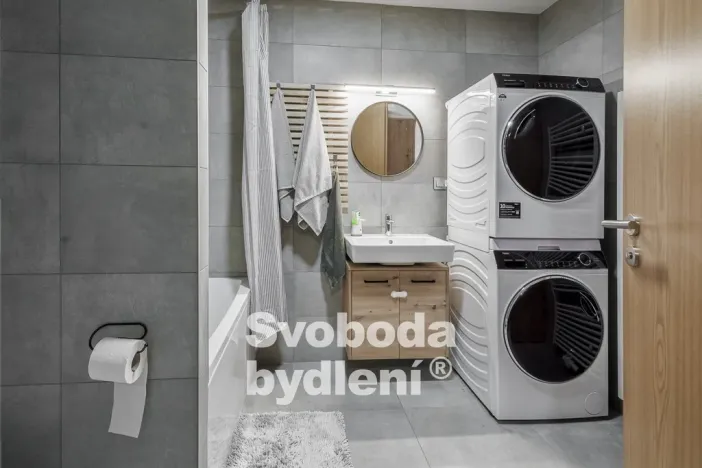 Prodej bytu 2+kk, Kralupy nad Vltavou - Lobeček, J. Wolkera, 58 m2