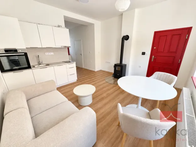 Pronájem bytu 2+kk, 35 m², Alešova, Humpolec