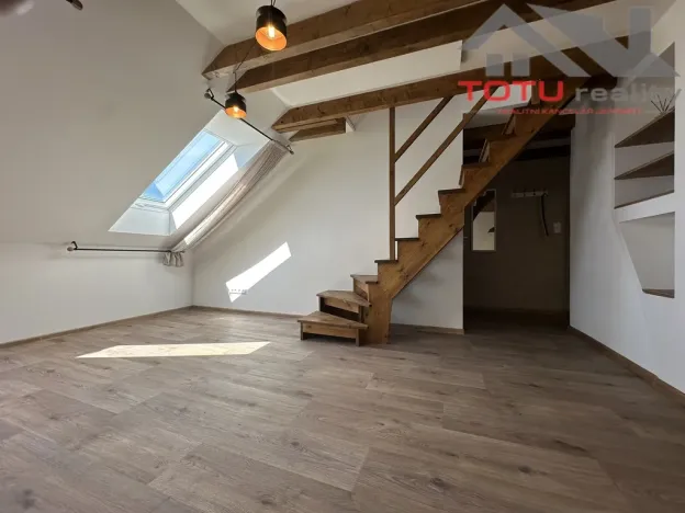 Pronájem bytu 3+kk, Jaroměř, Královédvorská, 66 m2