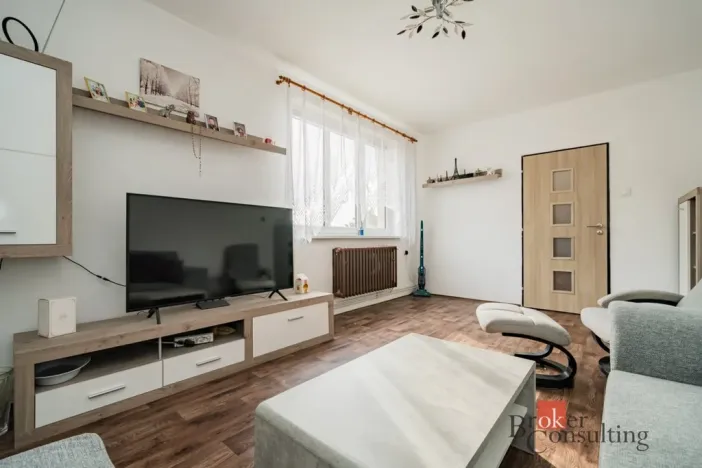 Prodej bytu 4+1, Nová Ves, 70 m2