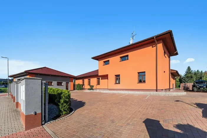 Prodej rodinného domu, Velké Přítočno, Sluneční, 350 m2