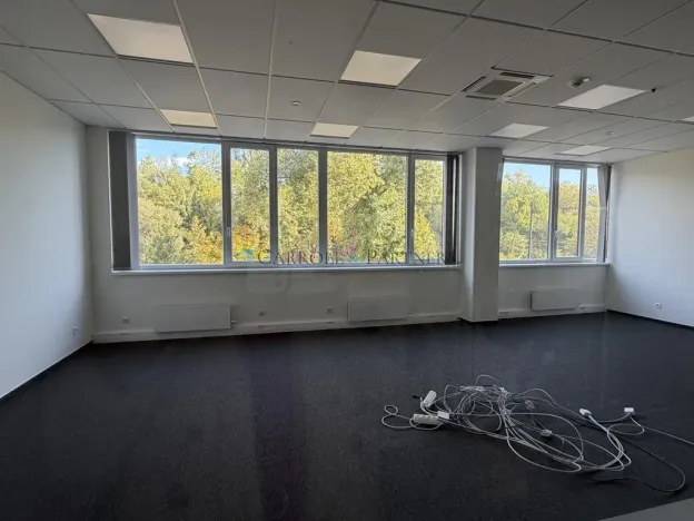 Pronájem skladu, Ostrava - Kunčičky, Lihovarská, 5700 m2
