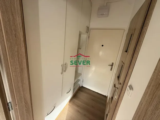 Prodej bytu 1+kk, Teplice - Řetenice, Bratislavská, 21 m2