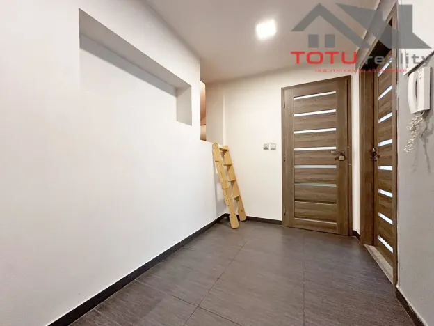 Pronájem bytu 3+1, Trutnov, Voletinská, 86 m2