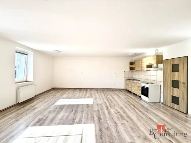 Pronájem bytu 1+kk, Kostelec nad Orlicí, Husova, 40 m2