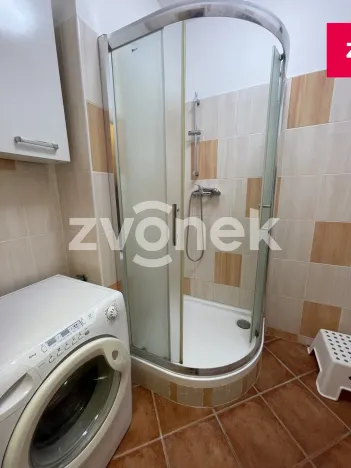 Pronájem bytu 1+kk, Zlín, Javorová, 28 m2