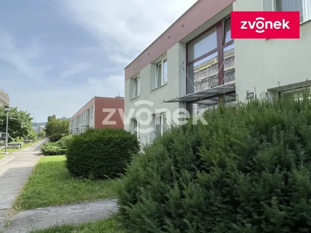Pronájem bytu 1+kk, Zlín, Javorová, 28 m2