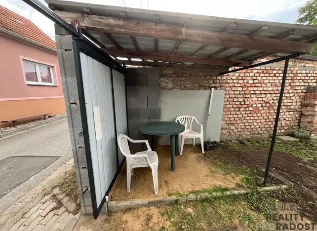 Prodej garáže, Mutěnice, 66 m2