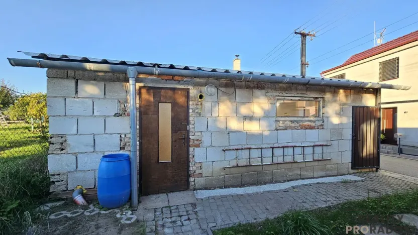 Prodej garáže, Mutěnice, 66 m2