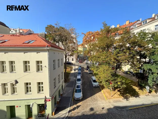 Pronájem bytu 2+kk, Praha - Vršovice, Košická, 46 m2